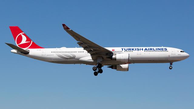 TC-LNG:Airbus A330-300:Turkish Airlines